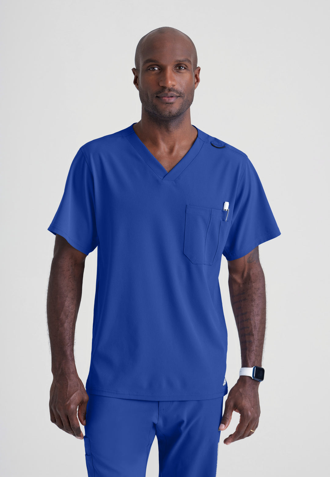 SK0112 Skechers Classic Scrubs Structure Pocket V-Neck Men's Scrub Top  (XS 5XL)