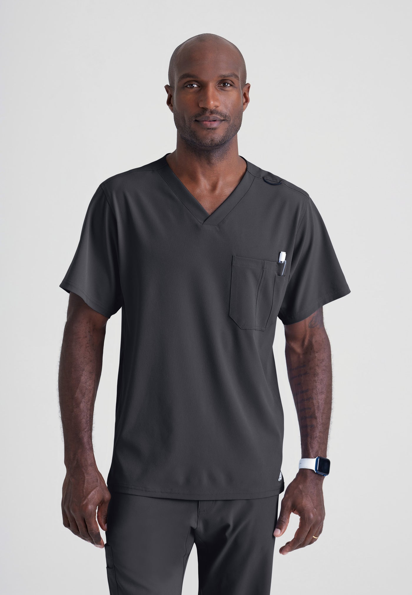 SK0112 Skechers Classic Scrubs Structure 1 Pocket V-Neck Men's Scrub Top (XS - 5XL)