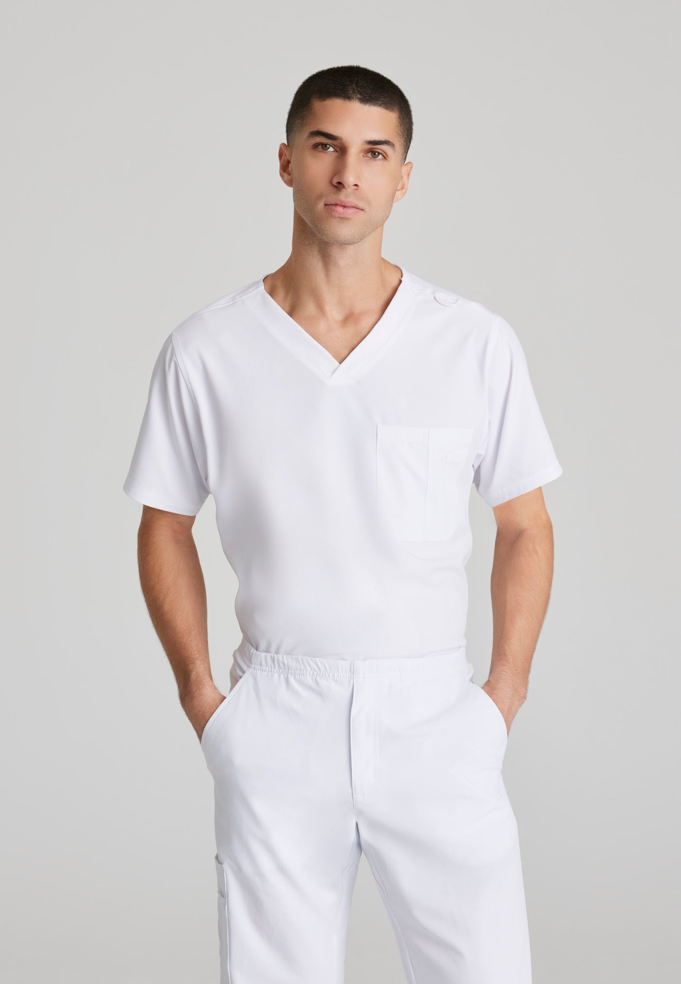 SK0112 Skechers Classic Scrubs Structure 1 Pocket V-Neck Men's Scrub Top (XS - 5XL)