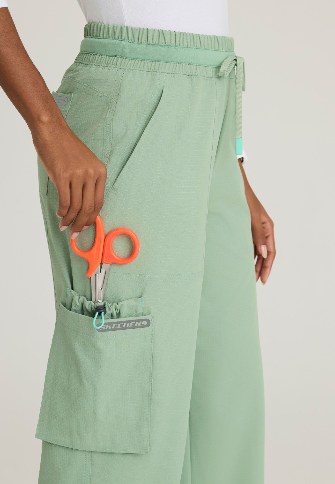 SKP707 Skechers Ripstop Scout 5-Pocket High Rise Wide Leg Pant (XXS - 3XL)