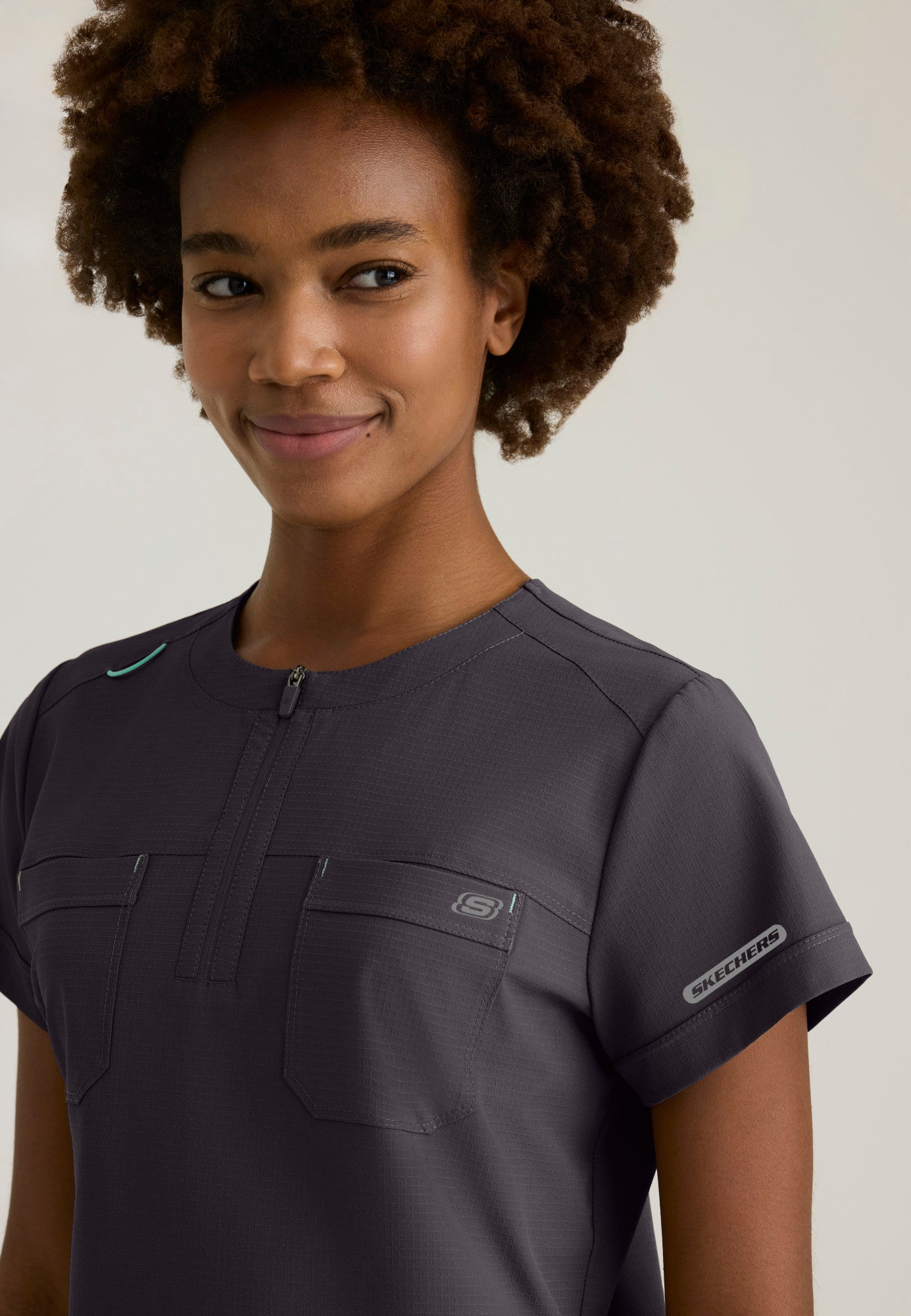 SKT284 Skechers Ripstop Trek 2-Pocket Rounded Neck Tuck-In Top (XXS - 3XL)