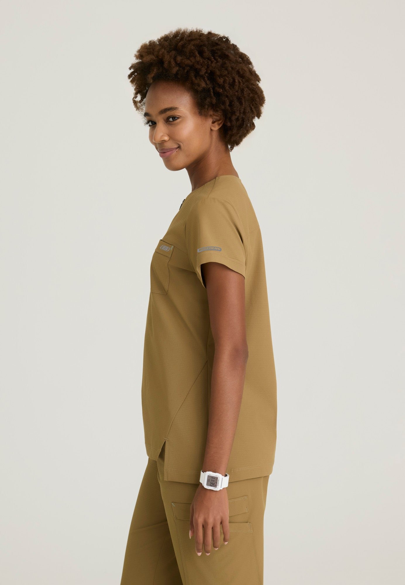 SKT284 Skechers Ripstop Trek 2-Pocket Rounded Neck Tuck-In Top (XXS - 3XL)
