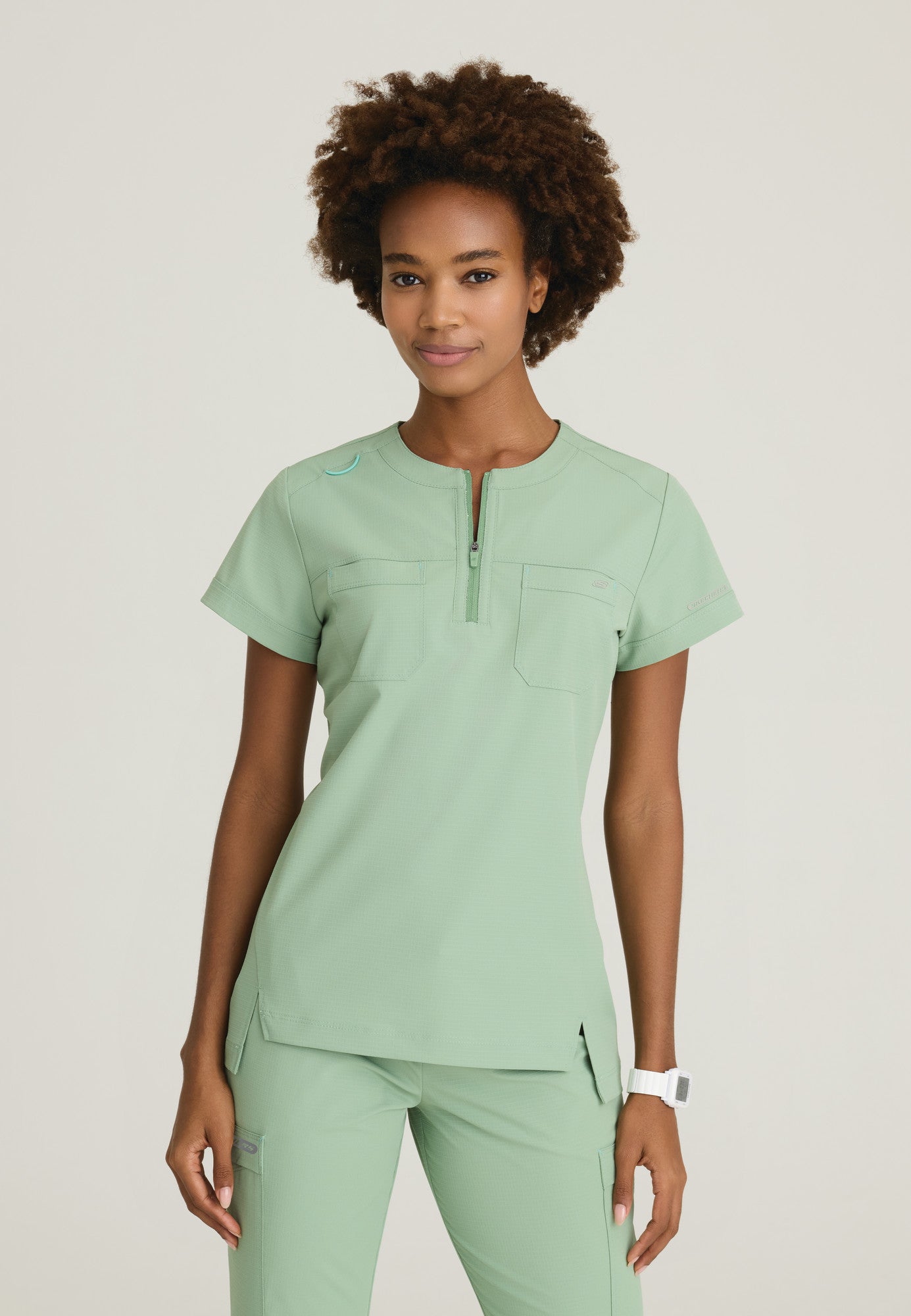 SKT284 Skechers Ripstop Trek 2-Pocket Rounded Neck Tuck-In Top (XXS - 3XL)