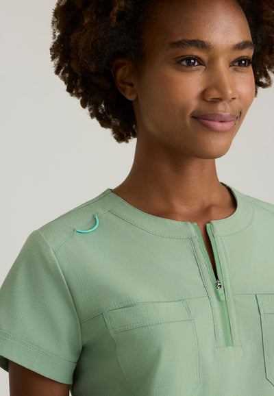 SKT284 Skechers Ripstop Trek 2-Pocket Rounded Neck Tuck-In Top (XXS - 3XL)